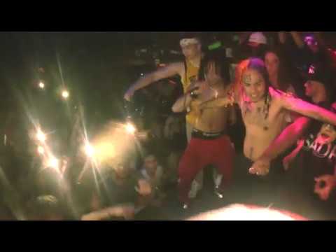 TRIPPIE REDD ft. 6IX9INE - POLES1469 LIVE!