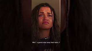 Whos Going To Kiss The Brown Haired Girls I Volunteer