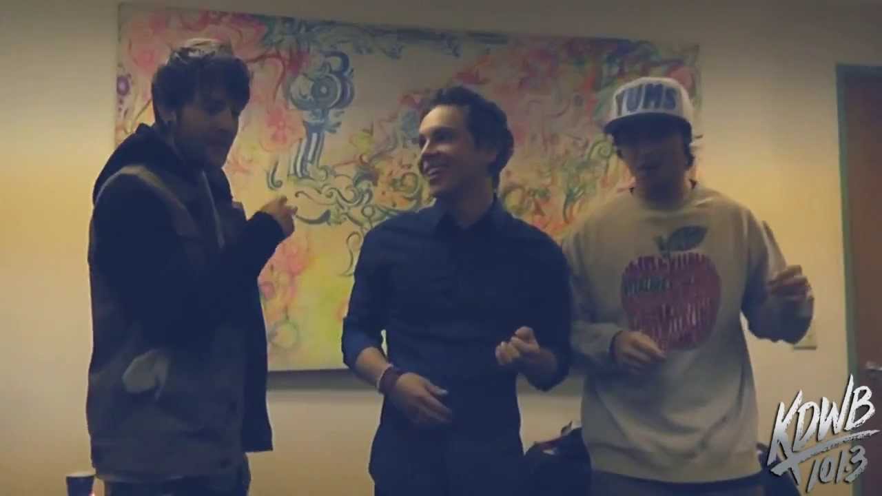 Karaoke with Emblem3!