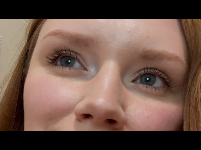 ASMR from my bathroom 🙃 Close up kisses, scratching, whisper 😴