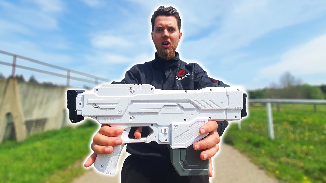 Wie gut eignet sich diese günstige ELEKTRISCHE WASSERPISTOLE für eine WASSERSCHLACHT? (Nur 26€)