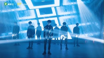 【TNT时代少年团 宋亚轩】时代少年团✘德克士Dicos 舞台纯享版视频  Put your hands up！👐 热血少年，目光坚定自信，气场燃力全开! || 1080HD