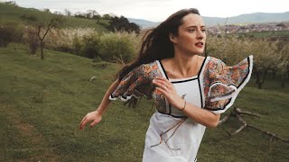 Laura Dinu - Flori de Mai (Official 4K Video)