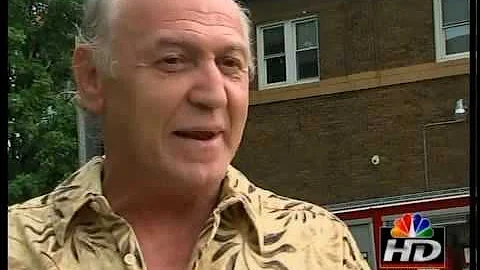 Apartment fire displaces 20 residents