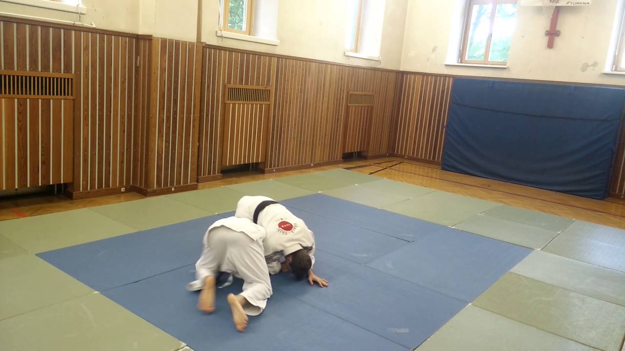 Bankstellung zu Osae Komi - Ura Gatame