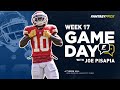 Week 17 Live Q&A with Joe Pisapia | Game Day Matchups + Lineup Advice (2021 Fantasy Football)