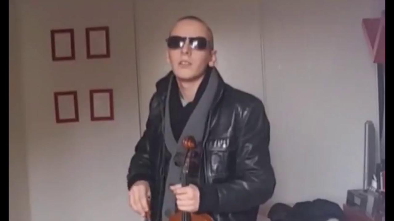 стромай папаутей. французский исполнитель stromae. Stromae сейчас 2020. француз поет. стромай формидабль.