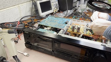 Part 28 - Replacing capacitors on Victor TD-V721 with Nichikon Muse series