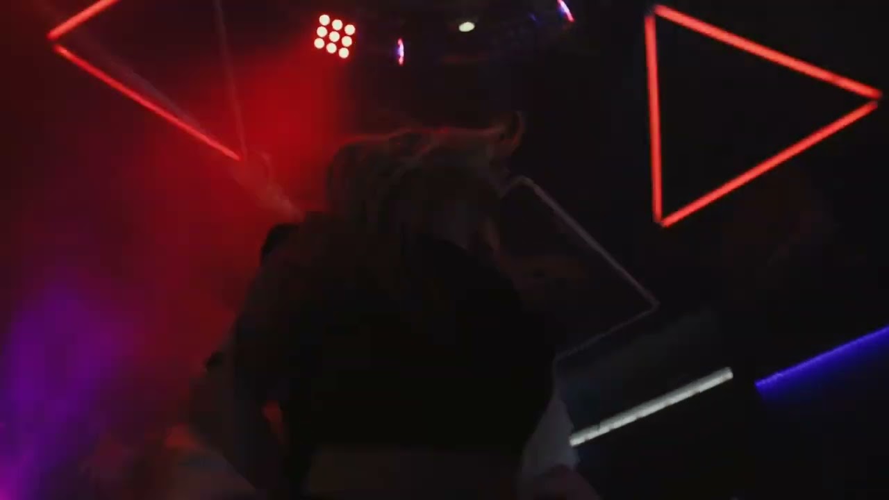 Cash💲: Végtelen út. Official Music Video