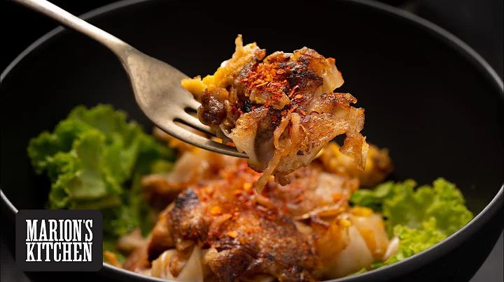 Thai Chicken & Egg Rice Noodles (Kuay Teow Kua Gai...