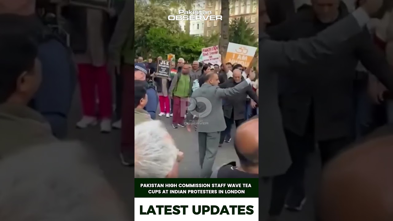 Pakistan High Commission Staff Wave Tea Cups at Indian Protesters in London | Pakistan Observer
