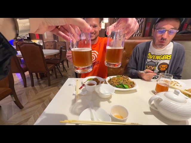 Pranzo ad Hong Kong: non so cosa abbiamo mangiato class=