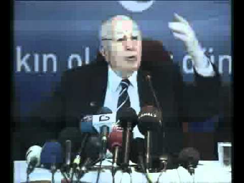 50 Prof  Dr  NECMETTİN ERBAKAN   SP BASIN TOPLANTISI   02 07 2003