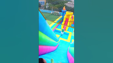 The first perspective takes you to play inflatable slides #inflatable #slide #inflatableslide