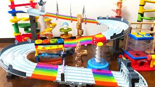 Marble Run  Special ！Many marbles race down colorful courses!5-Color Racing Course