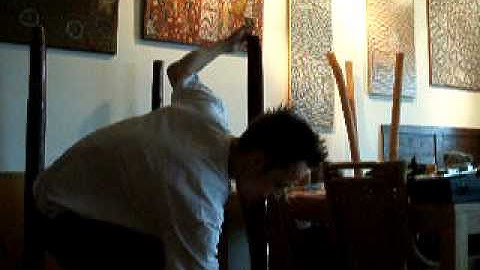 Didgeridoo repair Varnish 2 by Magic White Fella