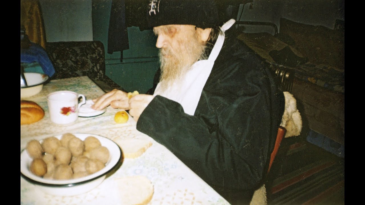 De vorbă cu Părintele Selafiil Cel Orb de la Noul Neamț