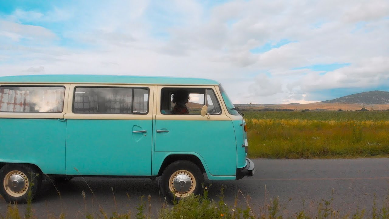 Un León Marinero - La Tempestad (Video Oficial)
