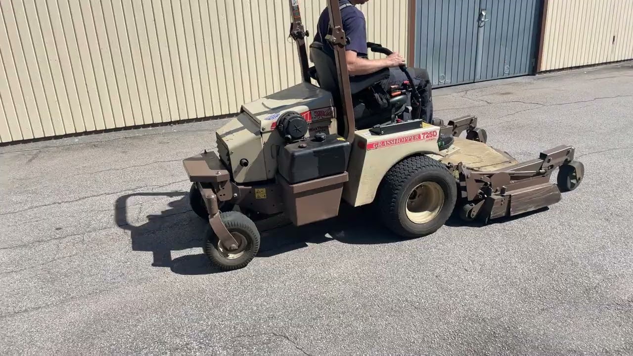 Gräsklippare Grasshopper 725DT6