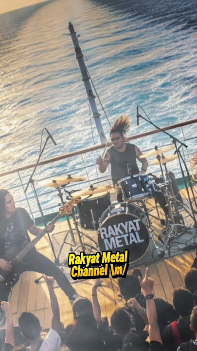 Download lagu BERLAYAR TAK BERTEPIAN - ELLA (METAL VERSION ) #metal #berlayartakbertepian #metalcover #malaysia