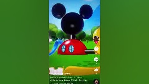 Quickly Scrolling Through TikTok 3