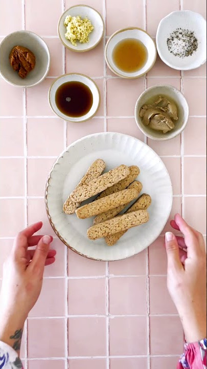 Ginger Miso Tempeh Salad (plant-based protein & iron) #shorts