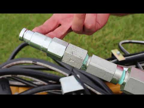 Bazooka Farmstar - Keeping it Reel with Hose Connections