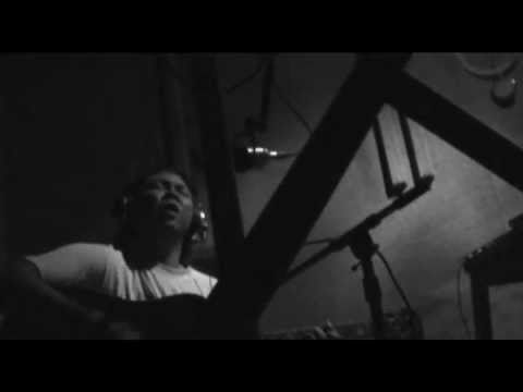 Samm Henshaw - Float (Visualiser)