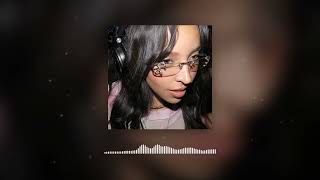 Tinashe - Pillow Fight