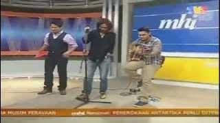 [MHI] Fiq feat. Gjie - Setia Hujung Nyawa (Acoustic LIVE)