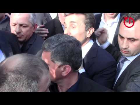 ბიძინას ჯვარი და ჟურნალისტები