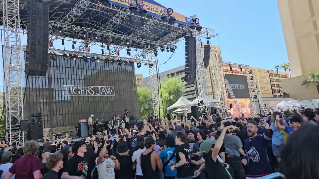 Tigers Jaw - The Sun , live @ Best Friends Forever Fest Day 2 Las Vegas, NV 10/11/2025