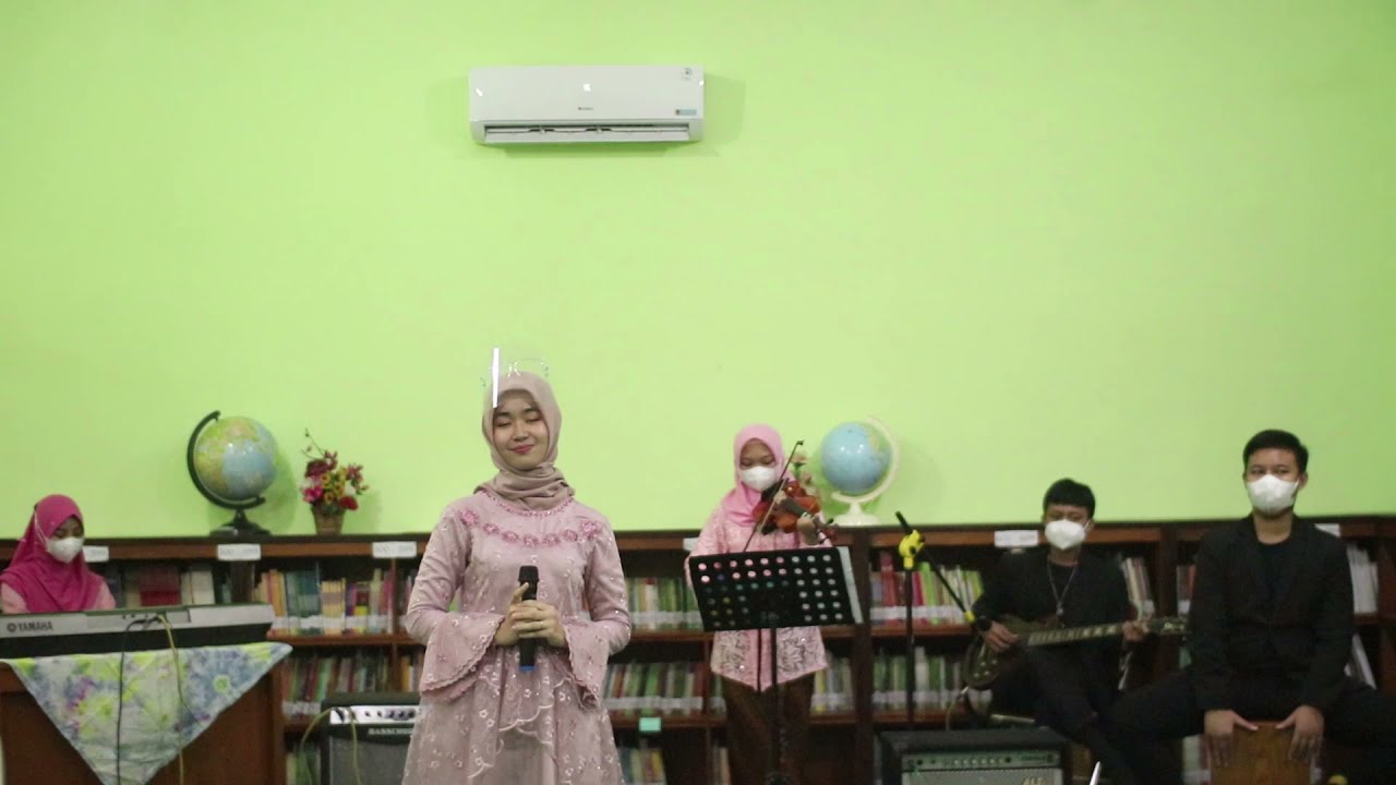 LOMBA MUSIKALISASI PUISI 