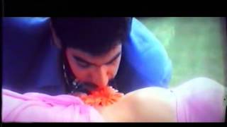 Rekha ( Akshara ) navel kissing scene