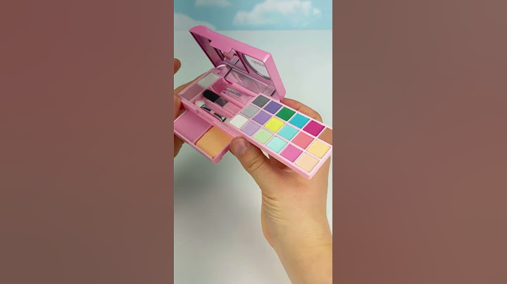 Claire's Camera Style Makeup kit | Beauty | Bright Color Eyeshadow | Lipstick | Brushes #makeup