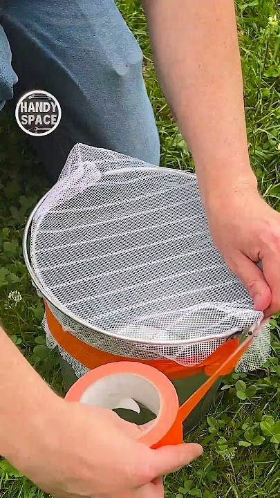 Farmer, That’s Clean Enough! A Trick with a Bucket and Fabric! #farming #tricks