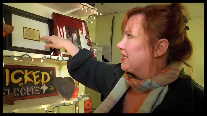 Kathy Fitzgerald Fills Her Walls at "Wicked" with ...