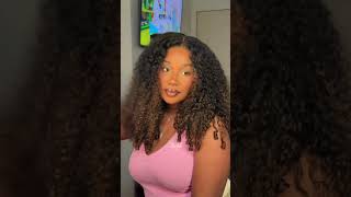 This curly wig completely transformed me 😍