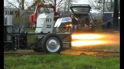 Tethered Full burn Rocket test