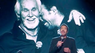Video-Miniaturansicht von „Kenny Rogers Honored In the Most Humble Way at the Grammy Awards“