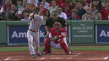 CIN@BOS: Schumaker rips a two-run shot into the 