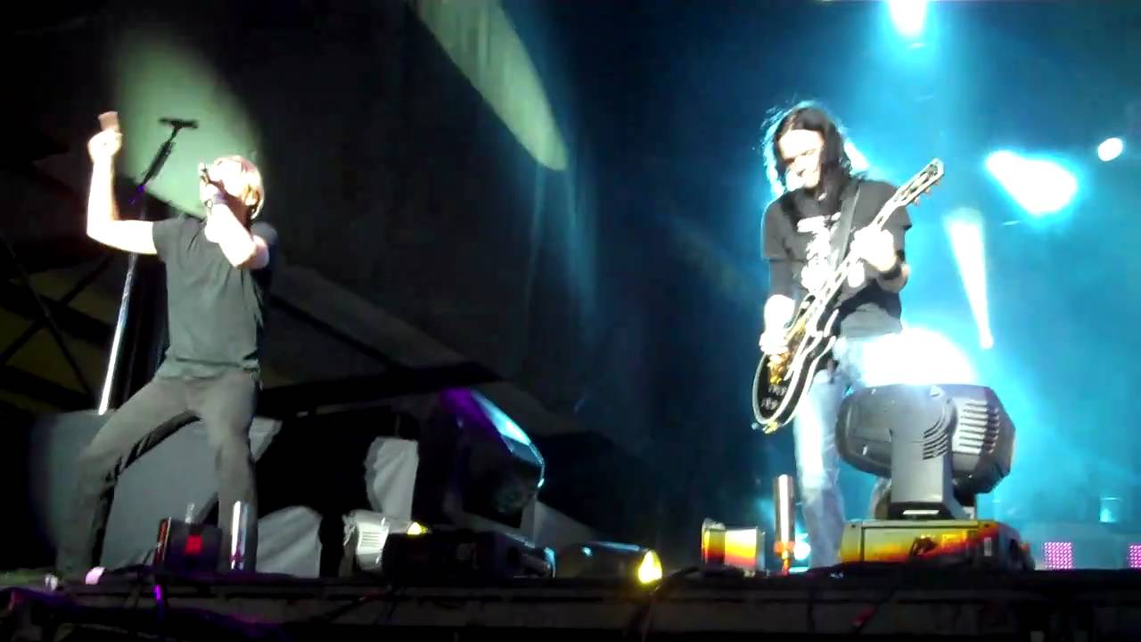 Nickelback - Shakin Hands 9/25 Hershey PA