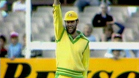 (MOJO Classics) Aussie Cricket Ad 