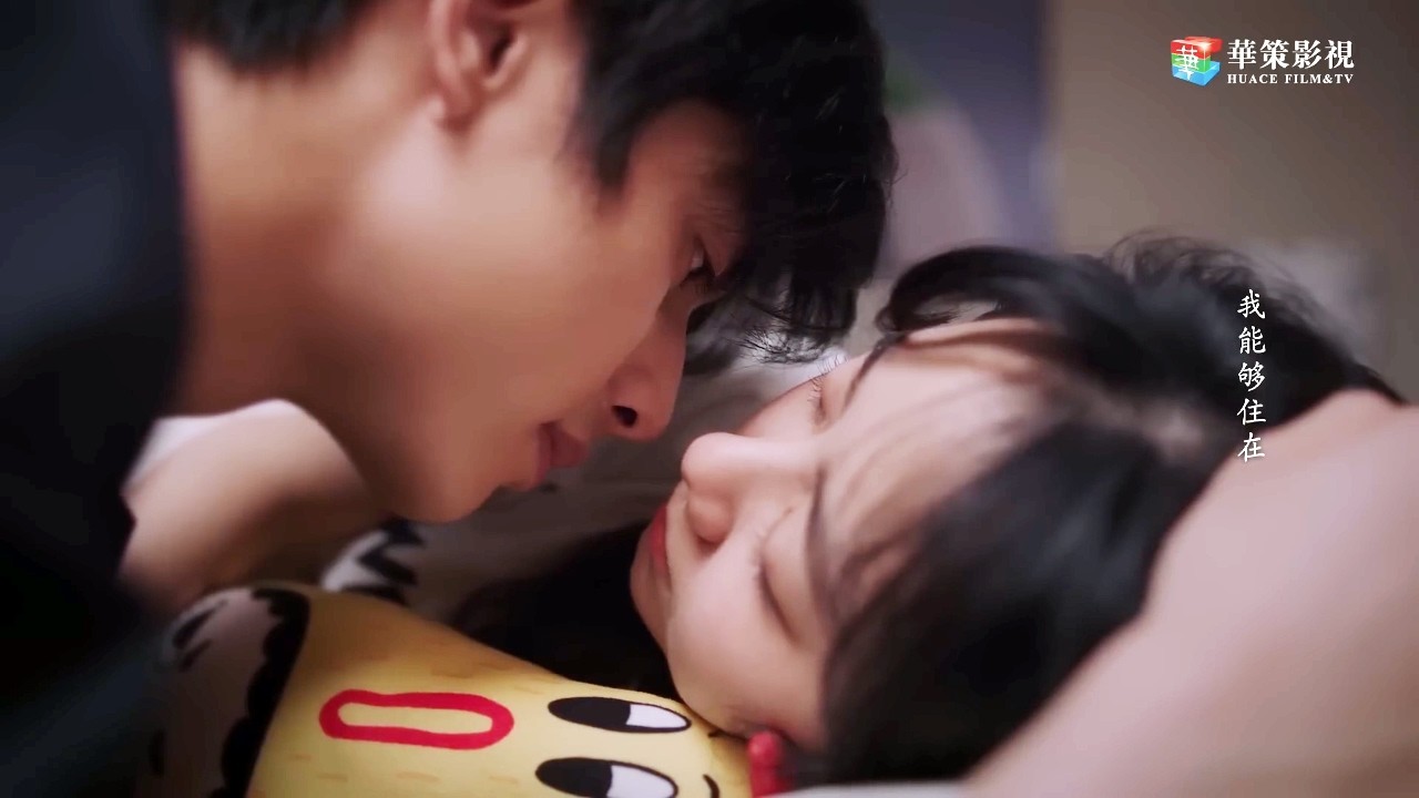 Цзяньцзянь был пьян, и Линсяо не мог удержаться и снова и снова целовал её!