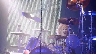 Scorpions' James Kottak playing solo live 15.04.2011 [HD]