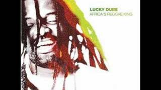 Lucky Dube - It's not easy chords