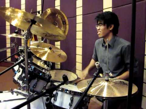 music-malaysia---incredible-drum-solo