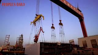 China's first domestically-built cruise ship was stacked in blocks.