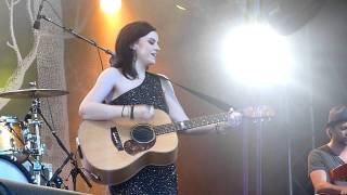 Amy MacDonald -- This is The Life - Live @ Heitere Zofingen - 14.8.2011