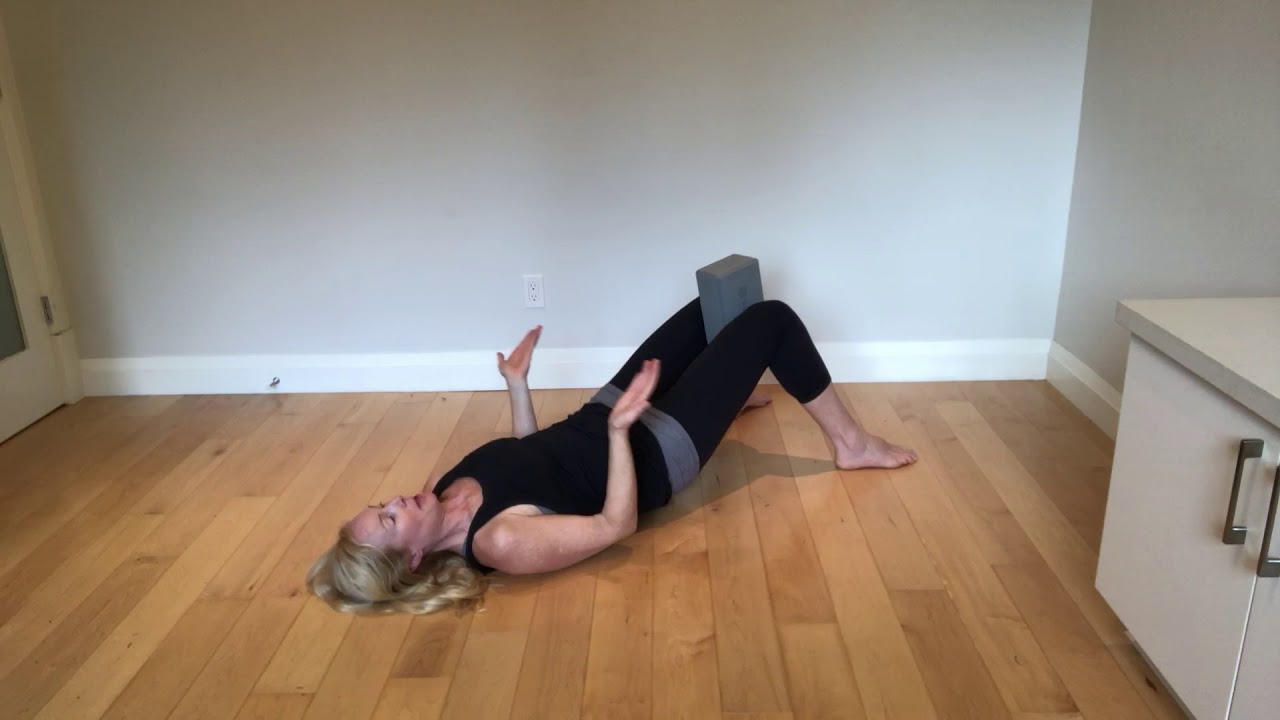 Internal Rotation Lift Off Hip internal rotation with an extension lift off - YouTube